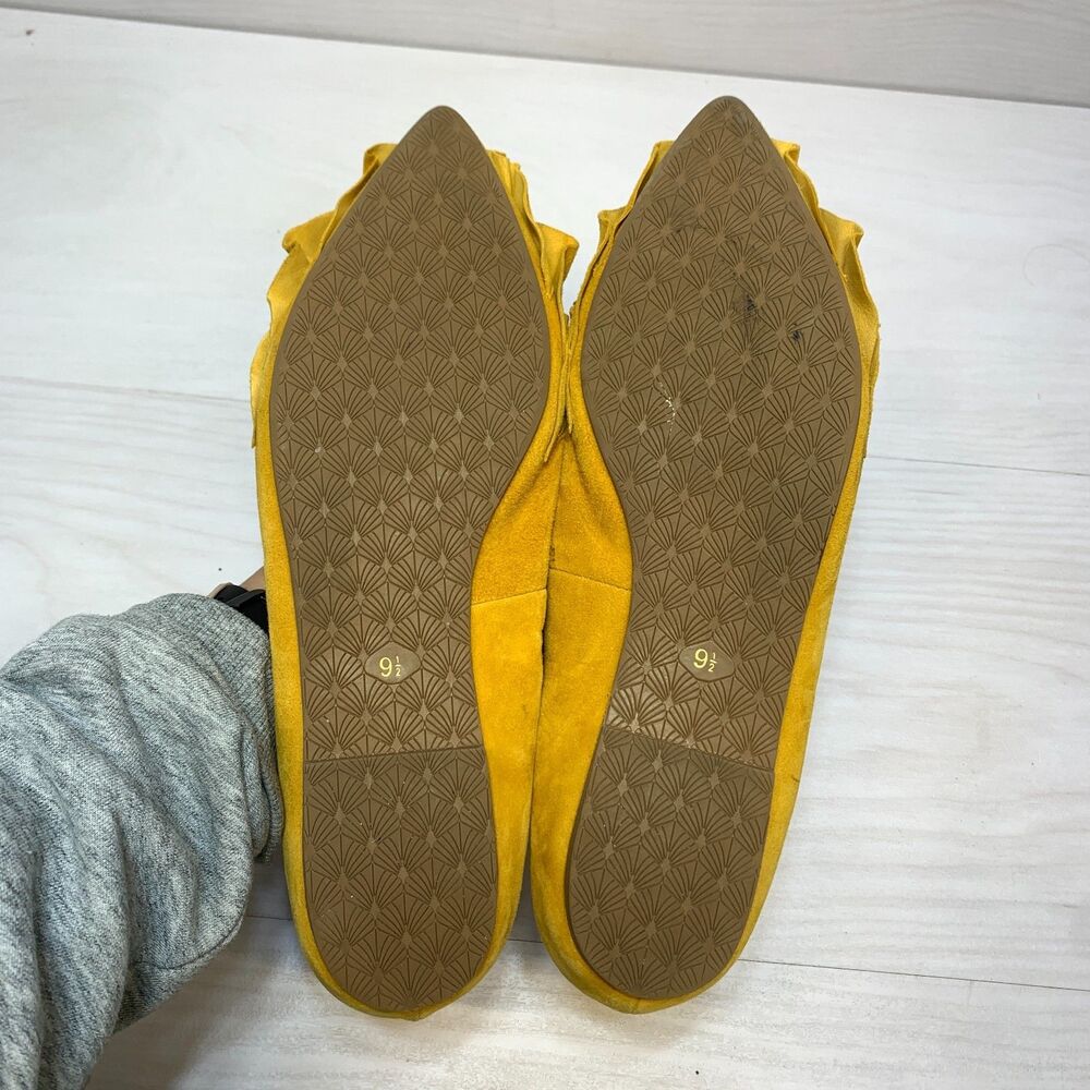 Seychelles Downstage Ballet Flats Women's Size 9.5 Mustard Yellow Ruffled Suede - Picture 7 of 9
